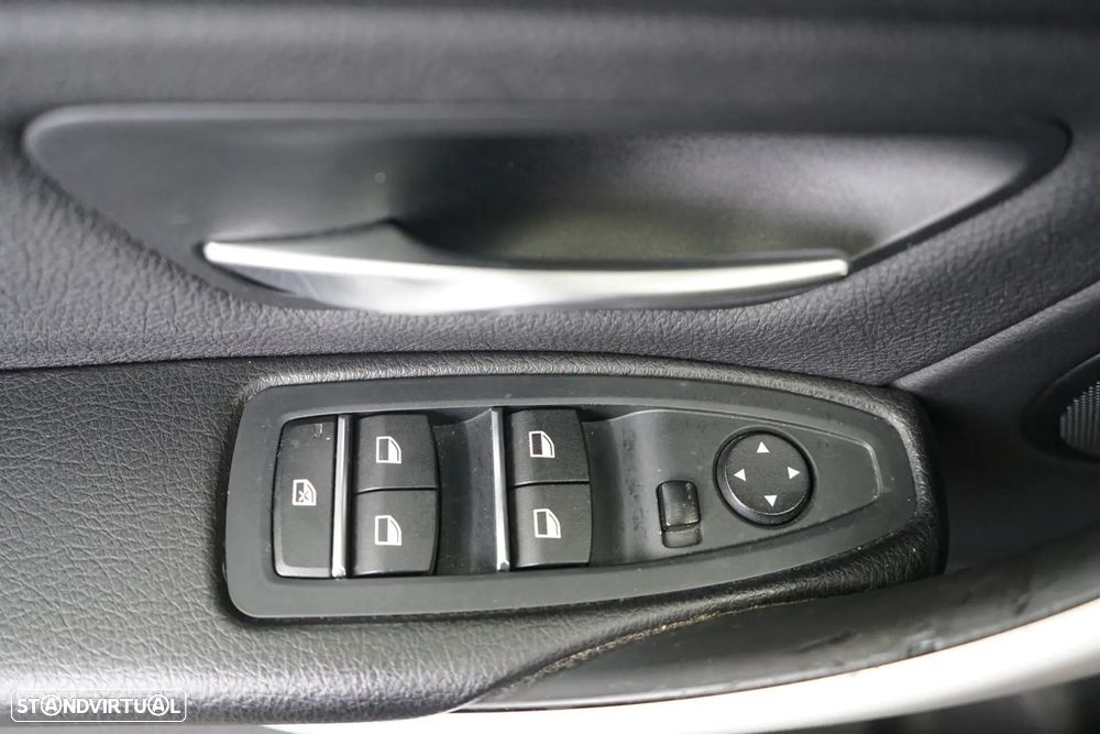 BMW 318 d Aut. Advantage - 20
