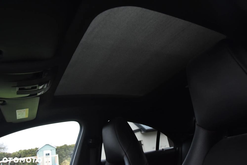 Mercedes-Benz CLA 200 7G-DCT AMG Line - 20