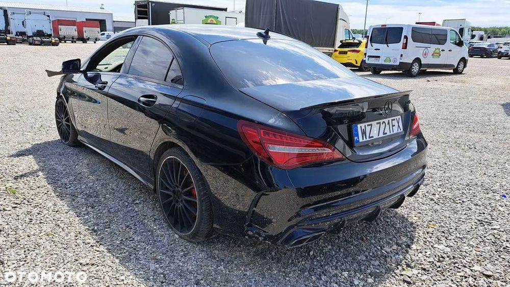Mercedes-Benz CLA - 1