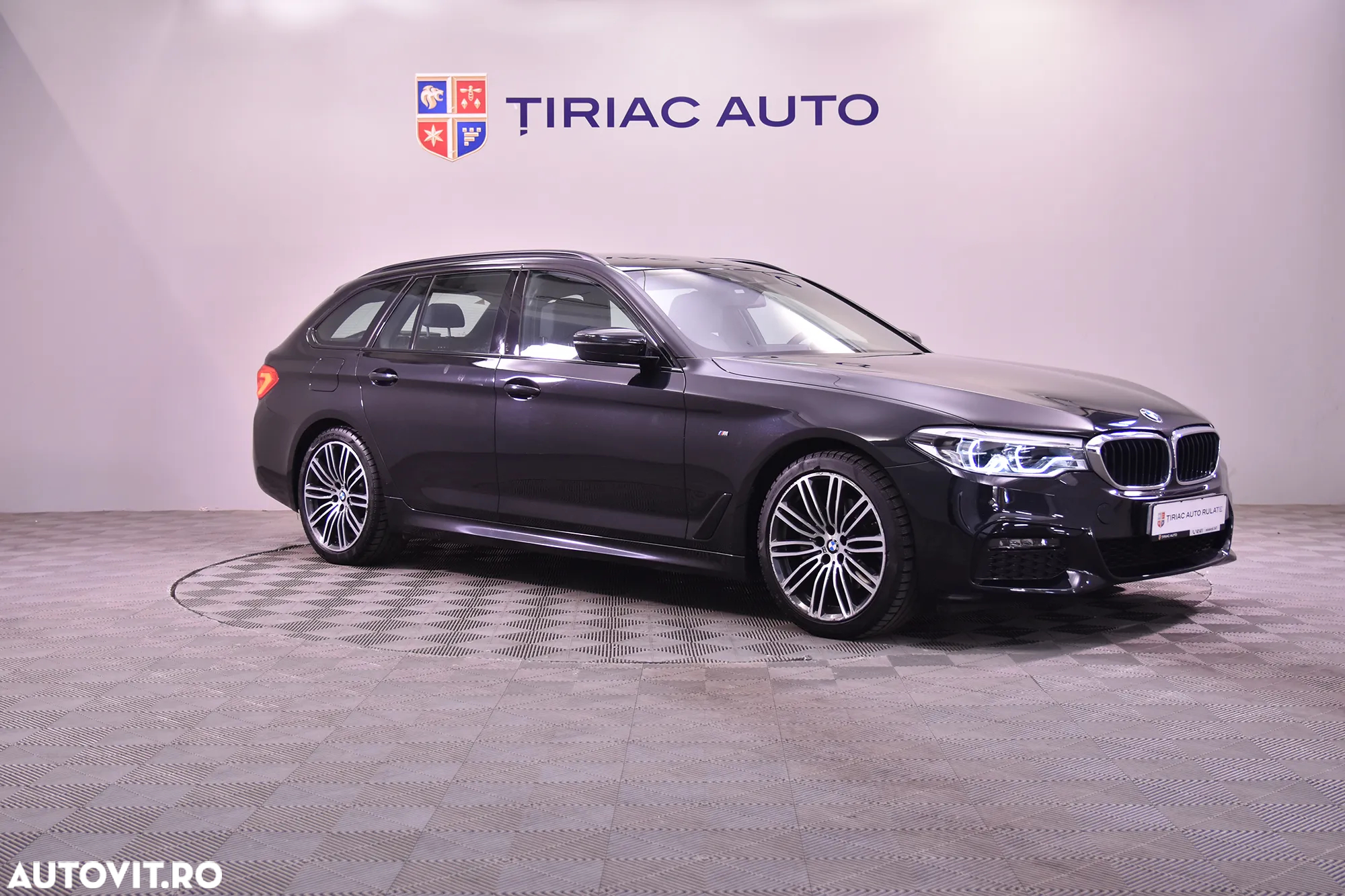 BMW Seria 5 520i Touring Aut. M Sport Edition - 7