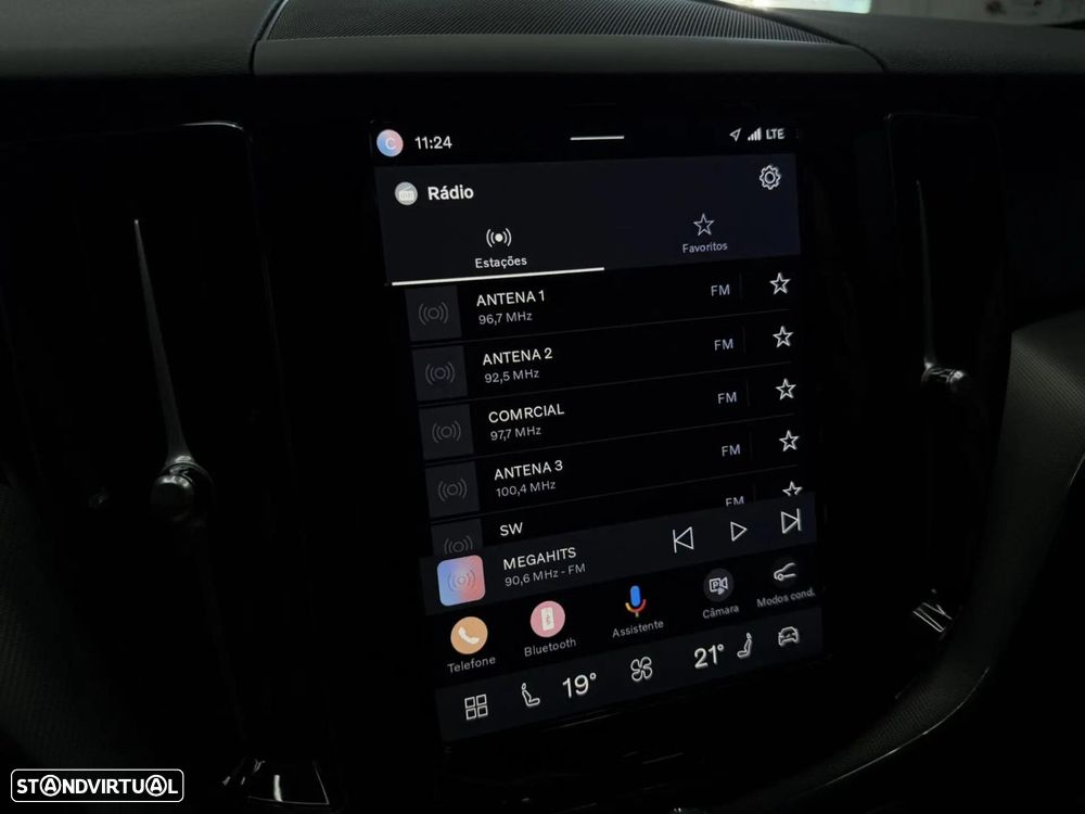 Volvo XC 60 2.0 T6 PHEV Black Edition - 41