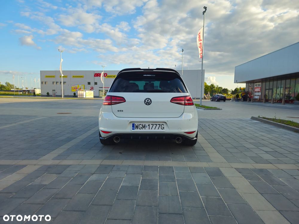 Volkswagen Golf GTD BlueMotion Technology - 6