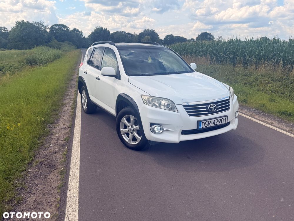 Toyota RAV4 2.2 D-4D X - 1