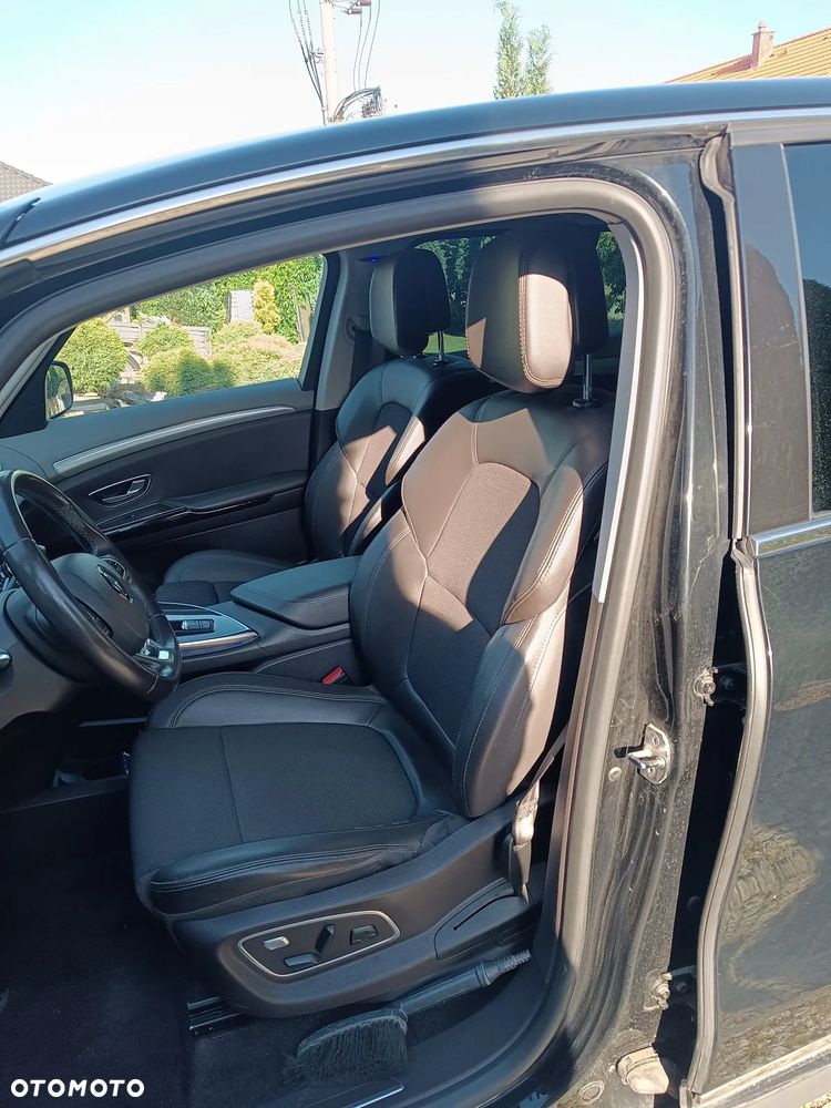 Renault Espace 1.6 dCi Energy Initiale Paris EDC - 14
