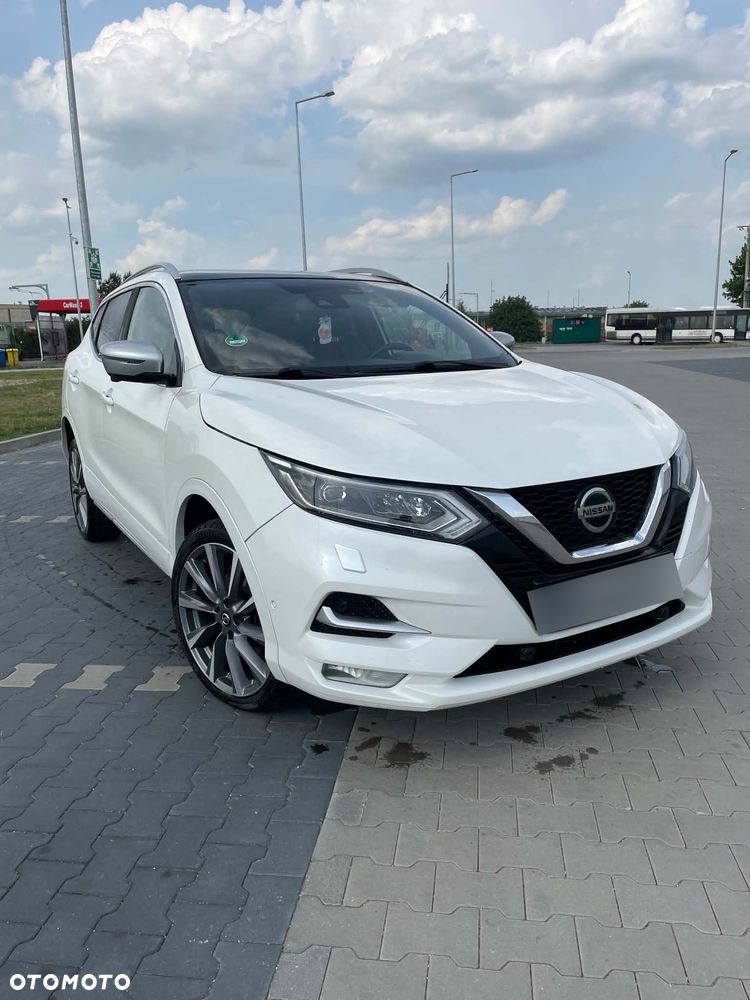 Nissan Qashqai 1.7 dCi 4x4 Tekna+ Xtronic - 1