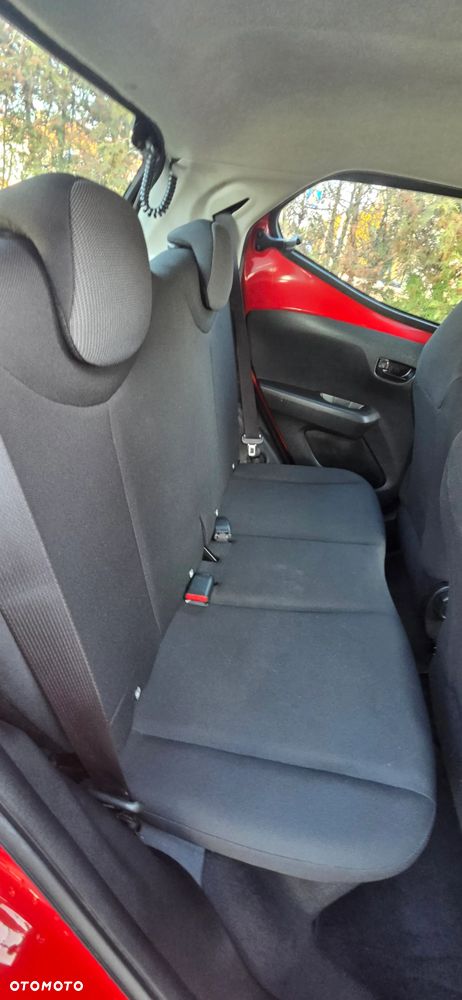 Toyota Aygo x-trend - 30