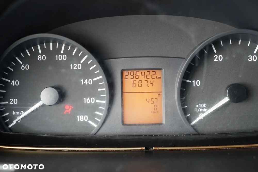 Mercedes-Benz SPRINTER / KONTENER 4,3 M / WINDA PALFINGER / SPROWADZONY - 35