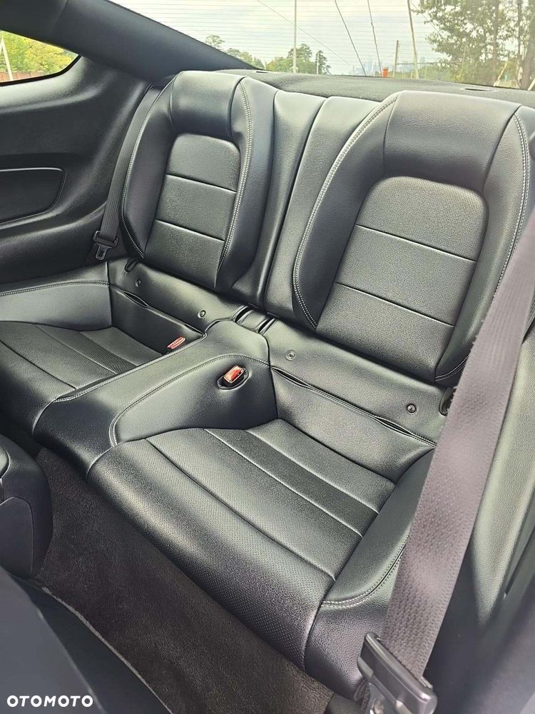 Ford Mustang 5.0 V8 GT - 7