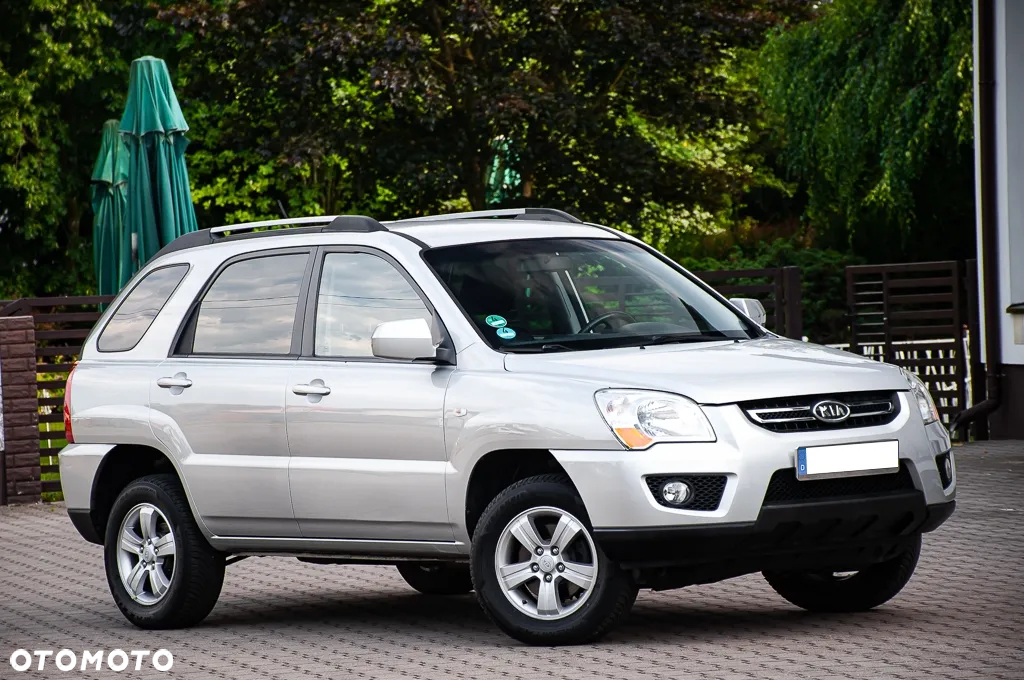 Kia Sportage 2.0 Tour - 11