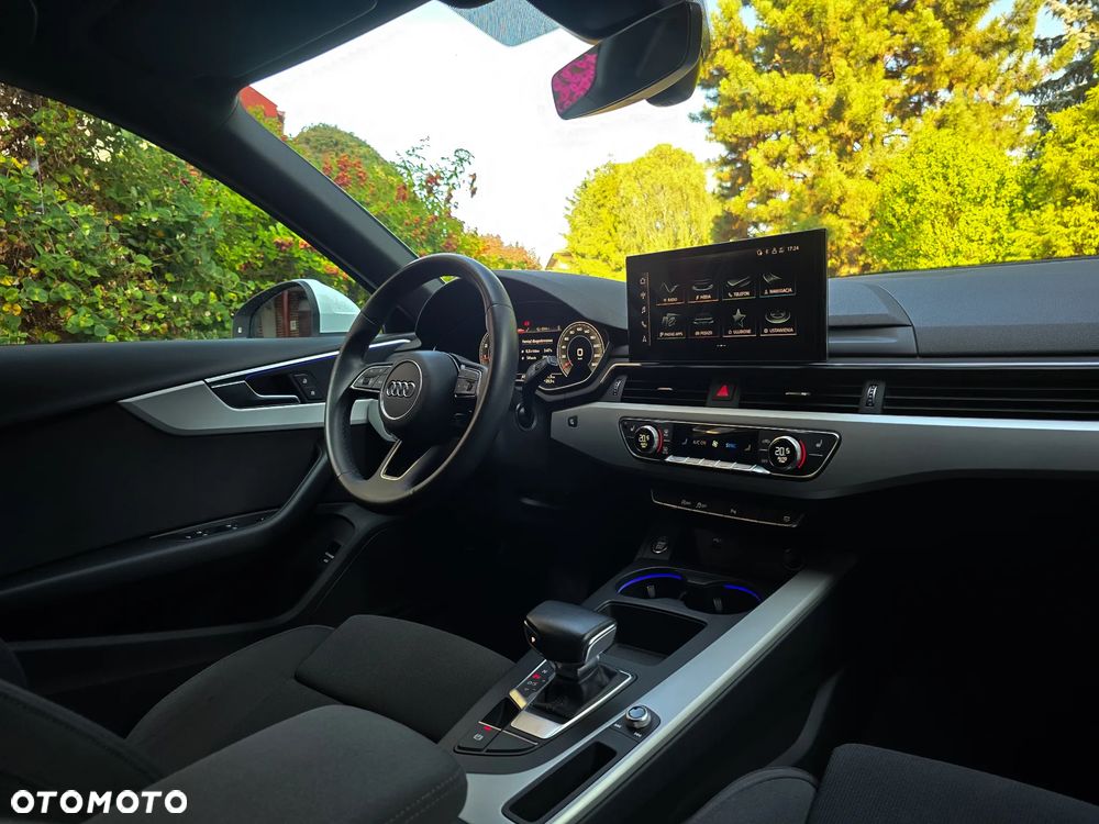 Audi A4 Avant 35 TFSI mHEV S Line S tronic - 29