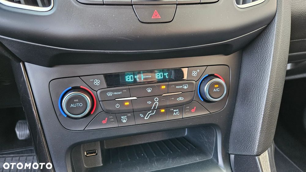 Ford Focus 1.5 EcoBoost ST-Line ASS - 24