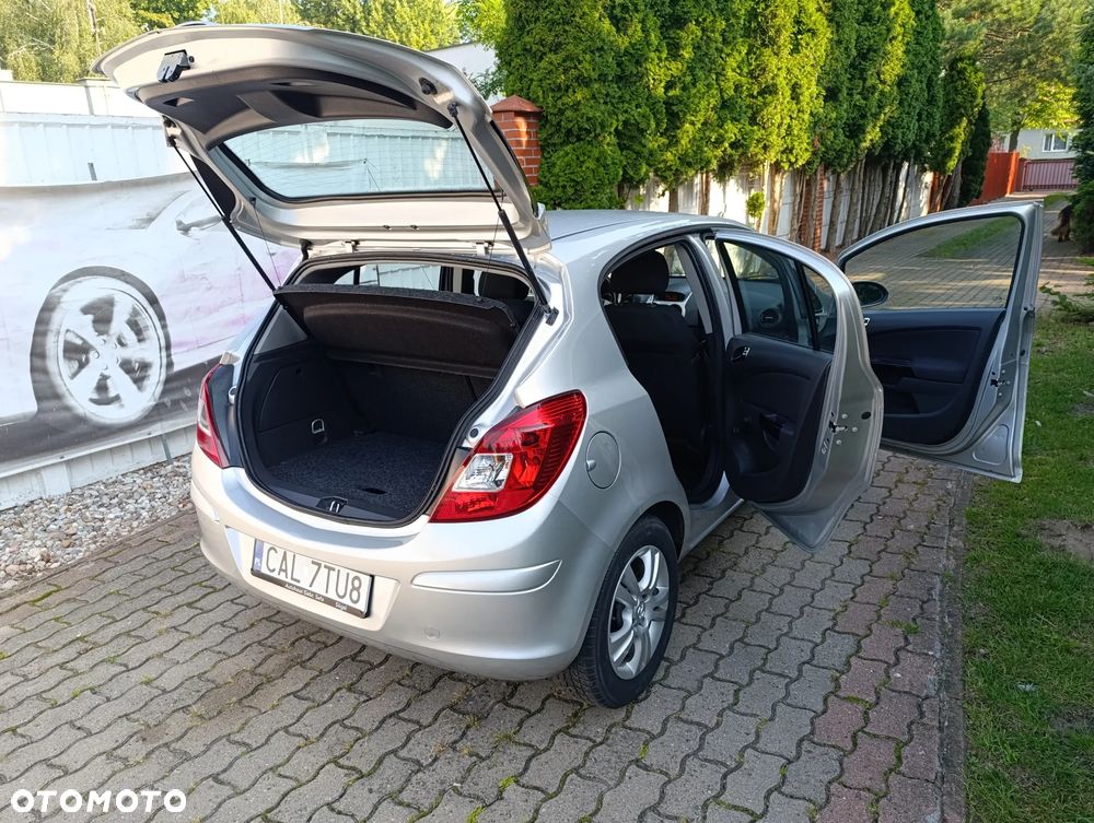Opel Corsa 1.2 16V - 24