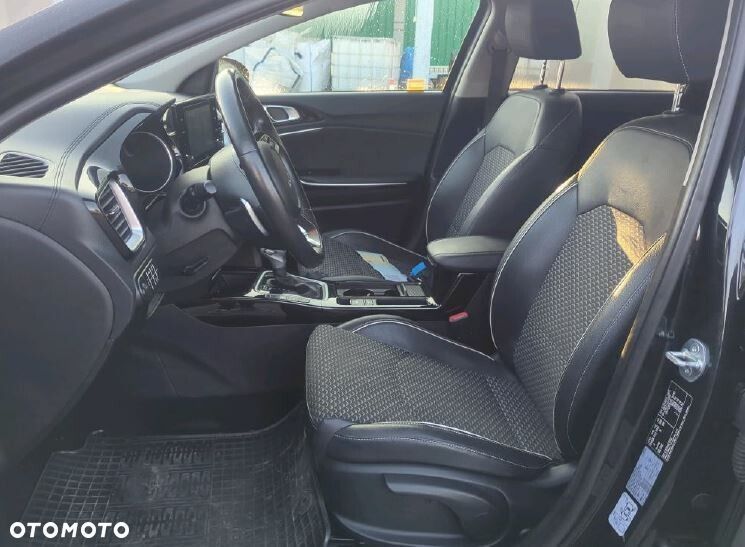Kia Ceed - 6