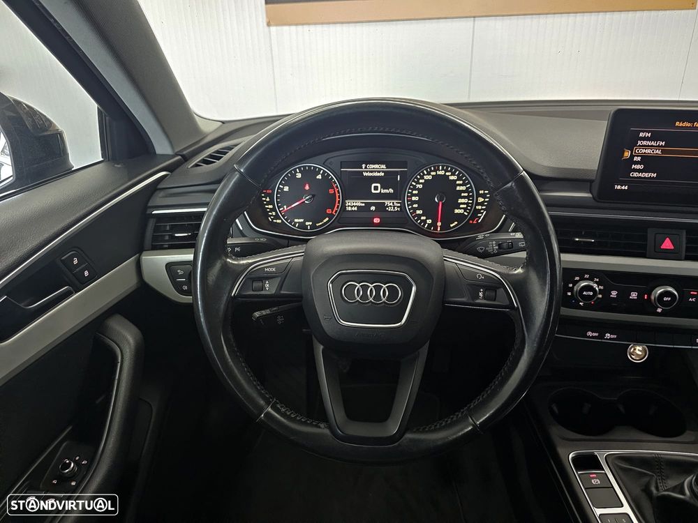 Audi A4 Avant 2.0 TDI Business Line Sport - 9