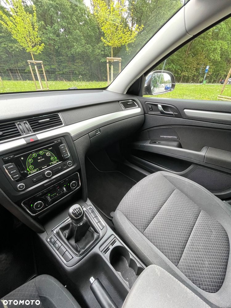 Skoda Superb 2.0 TDI Ambition - 19