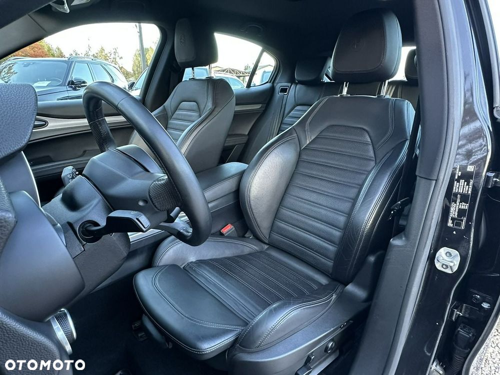 Alfa Romeo Stelvio 2.0 Turbo Veloce Q4 - 14
