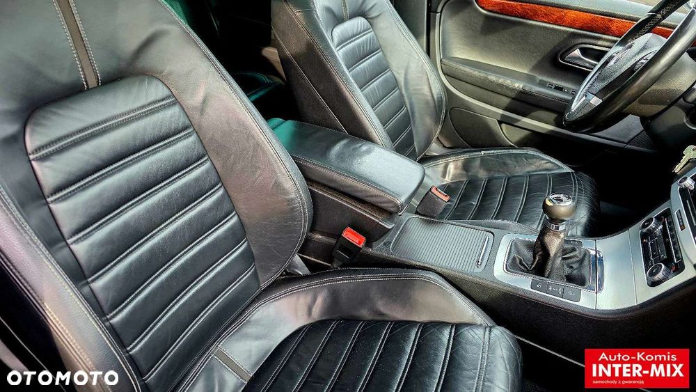 Volkswagen Passat CC - 34