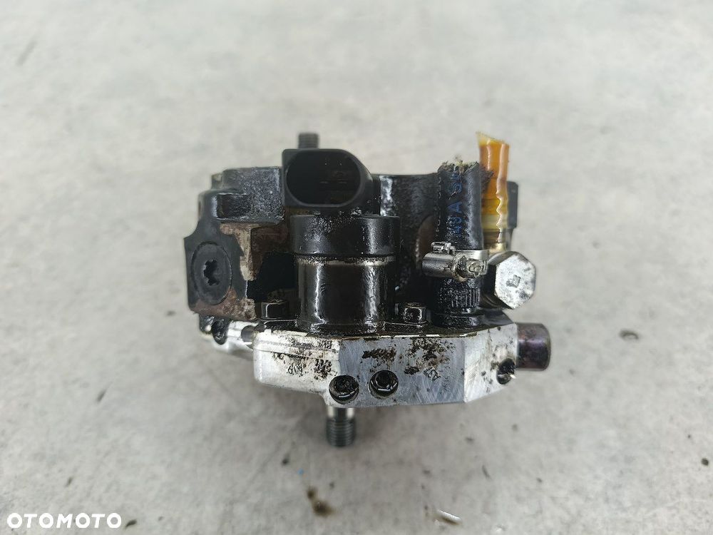 POMPA WTRYSKOWA BMW 3 E46 FL 7788670 0445010045  BOSCH 2.0 D 320d - 5