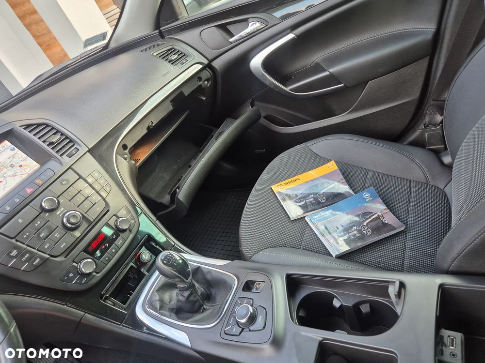 Opel Insignia 2.0 CDTI Cosmo - 17