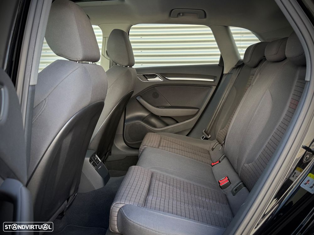 Audi A3 Sportback e-tron 1.4 TFSI Sport S tronic - 12