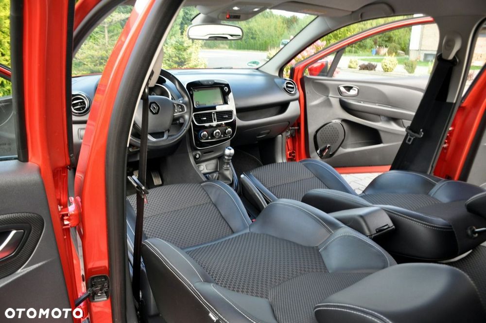 Renault Clio - 28