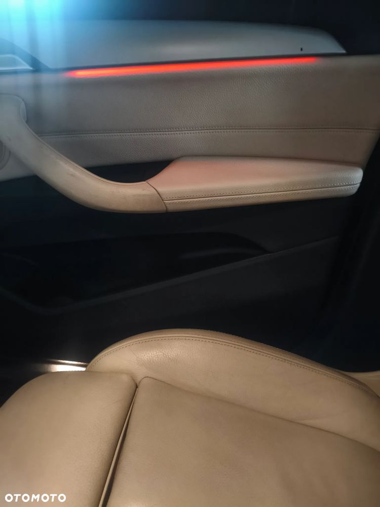 BMW X1 sDrive18d Sport Line - 35
