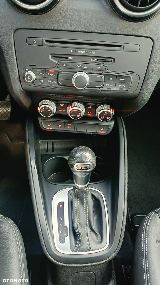Audi A1 Sportback 1.6 TDI S tronic S line Sportpaket - 15
