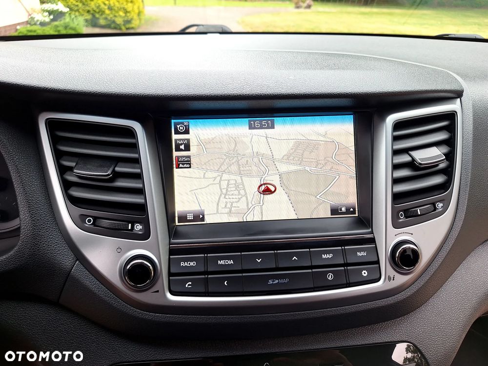 Hyundai Tucson blue 1.7 CRDi 2WD DCT Premium - 17