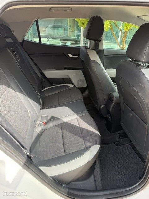 Kia Stonic 1.0 T-GDI TX - 8