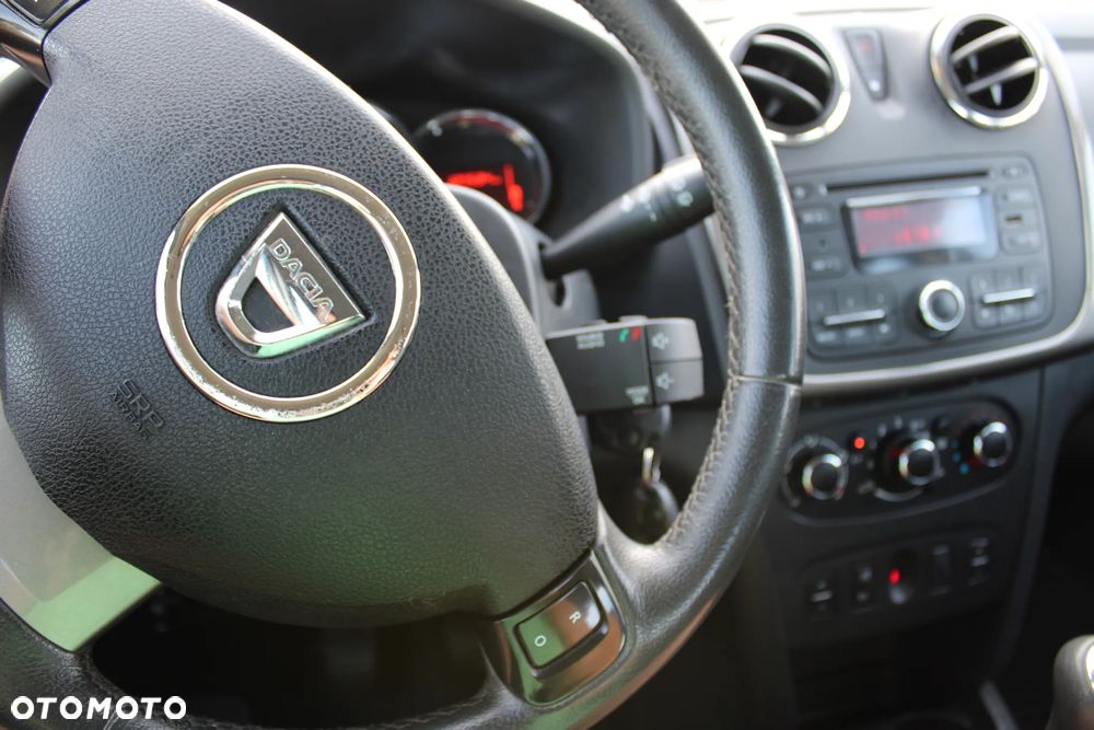 Dacia Sandero - 28