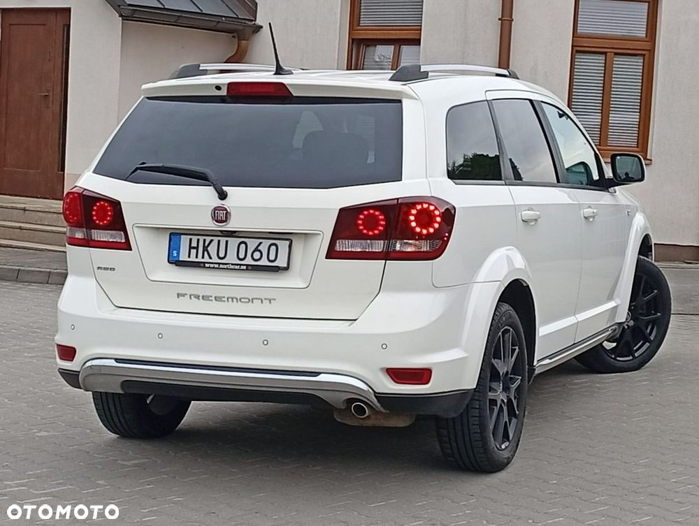 Fiat Freemont 2.0 Multijet 16V DPF Automatik Allrad Cross - 24