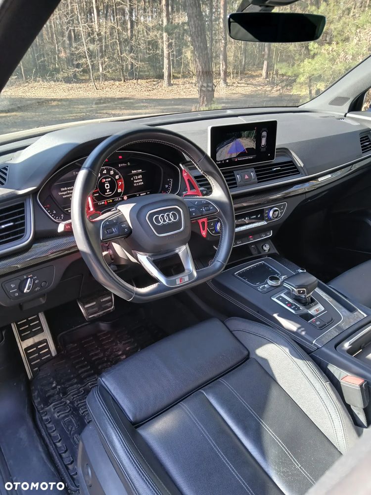 Audi SQ5 - 10