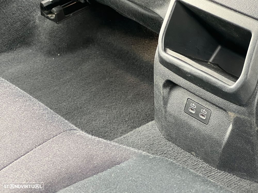 BMW 118 i Aut. Advantage - 4