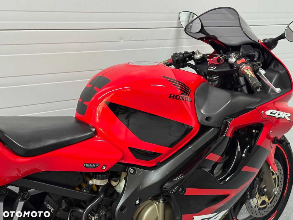 Honda CBR - 8