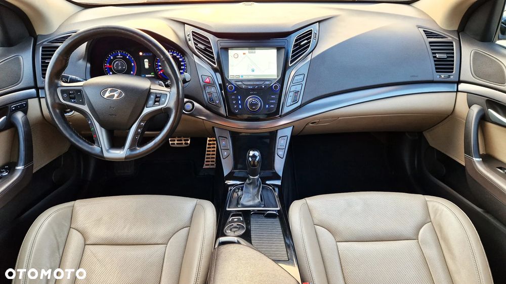 Hyundai i40 1.7 CRDi Premium DCT - 2