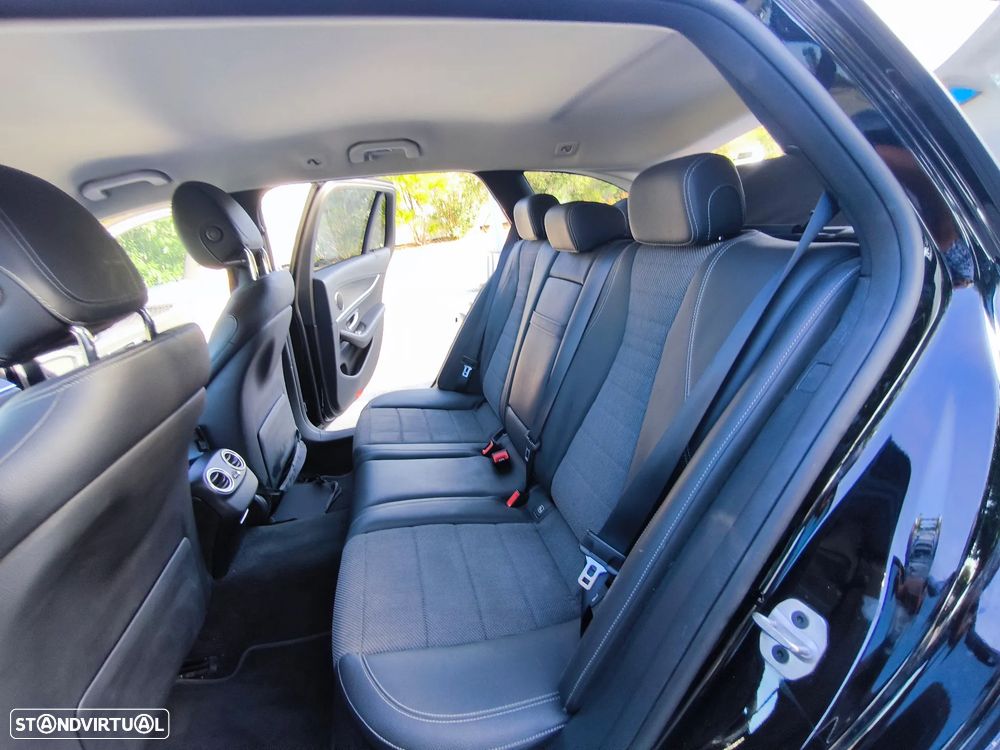 Mercedes-Benz E 300 de 4Matic 9G-TRONIC Avantgarde - 18