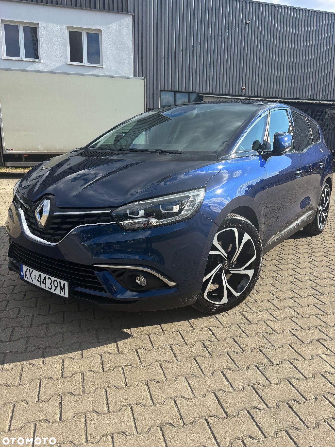 Renault Scenic - 1