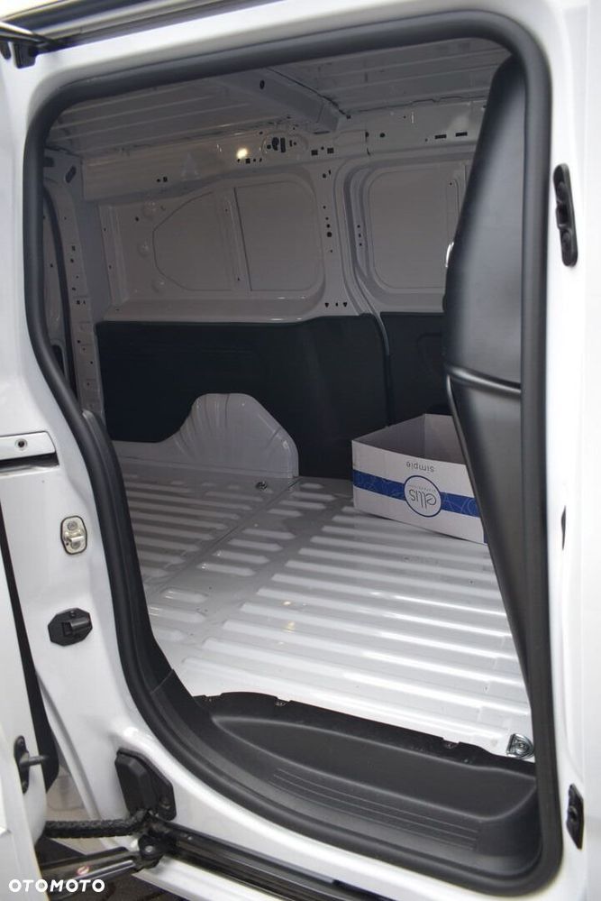 Toyota PROACE CITY - 13