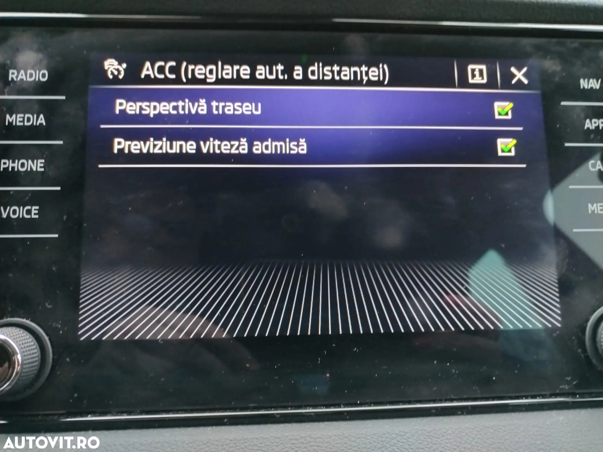 Skoda Karoq 1.5 TSI DSG Selection - 9