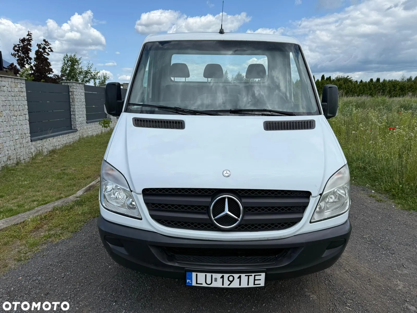 Mercedes-Benz Sprinter - 2