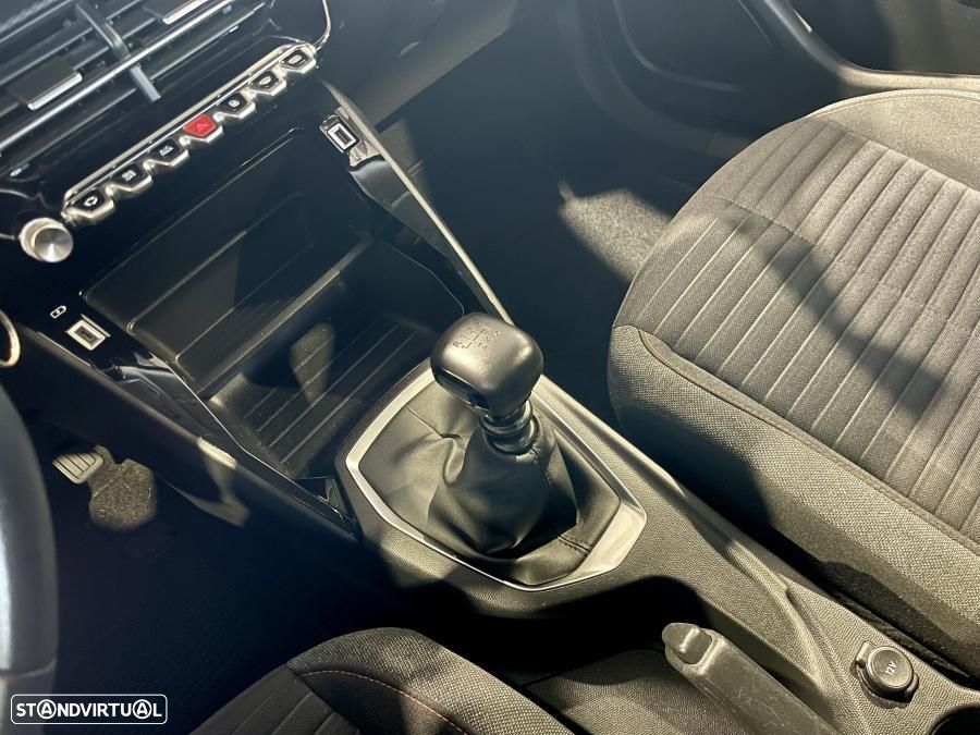 Peugeot 2008 1.2 PureTech Active Pack - 14