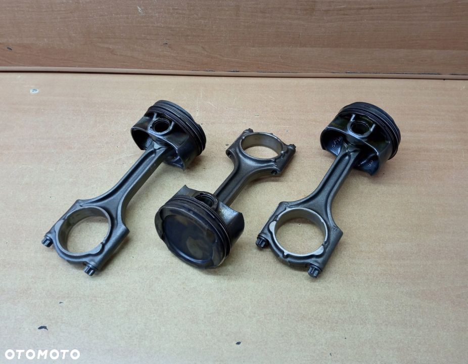TŁOK Z KORBOWODEM VOLVO XC90 II 2.0 T6 B4204T27 - 1