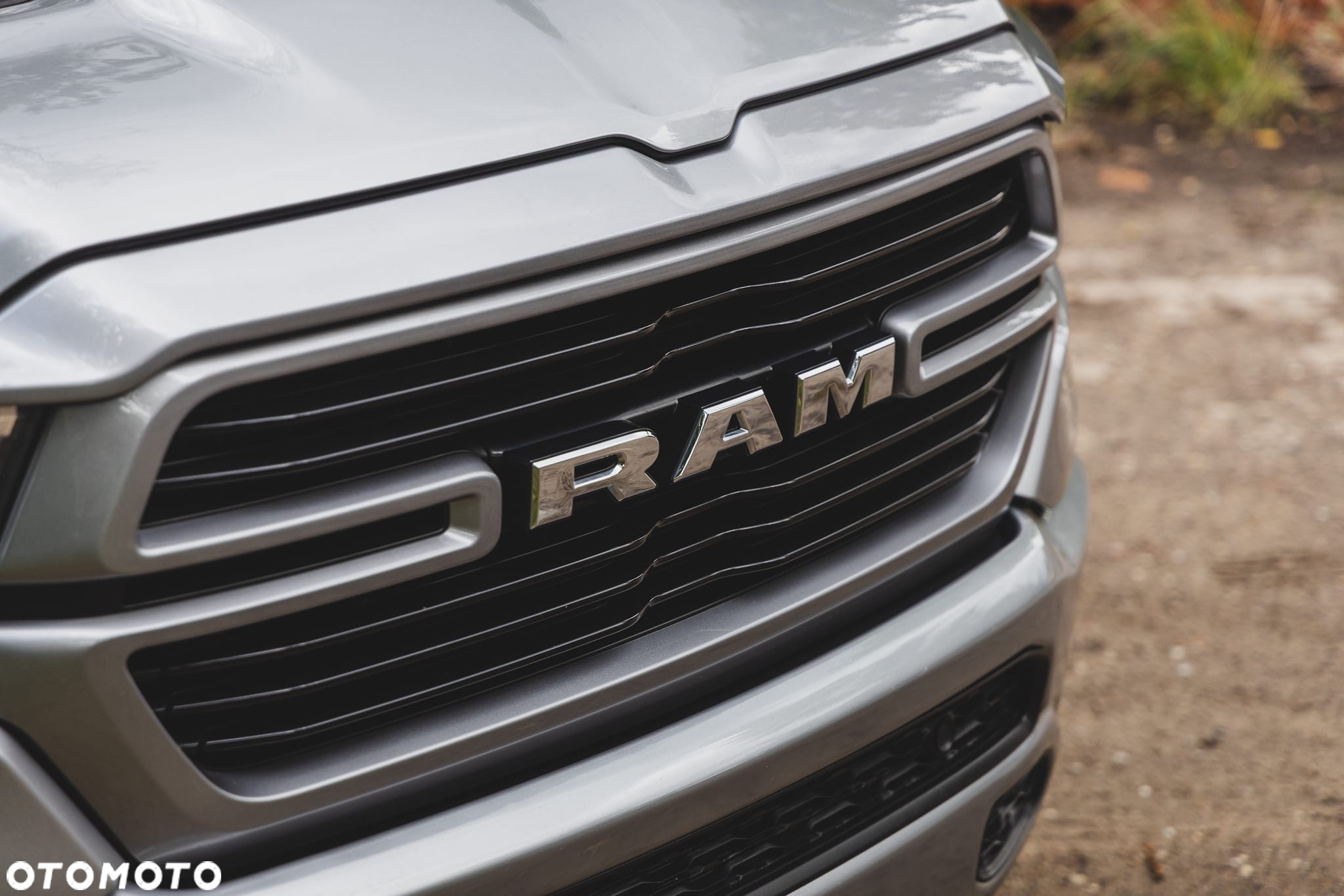 Dodge RAM 1500 5.7 4x4 - 11