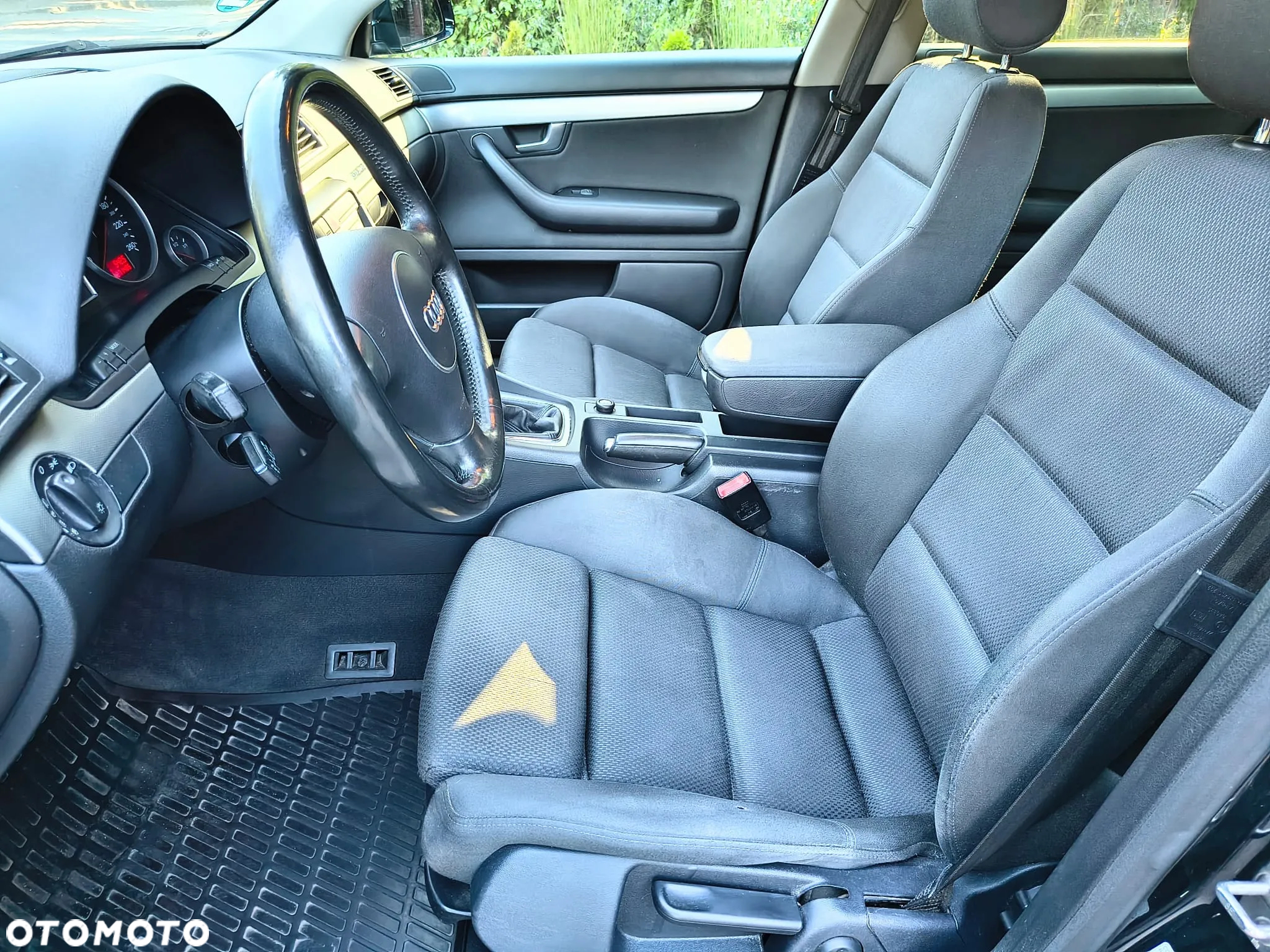 Audi A4 Avant 1.8T Quattro - 12