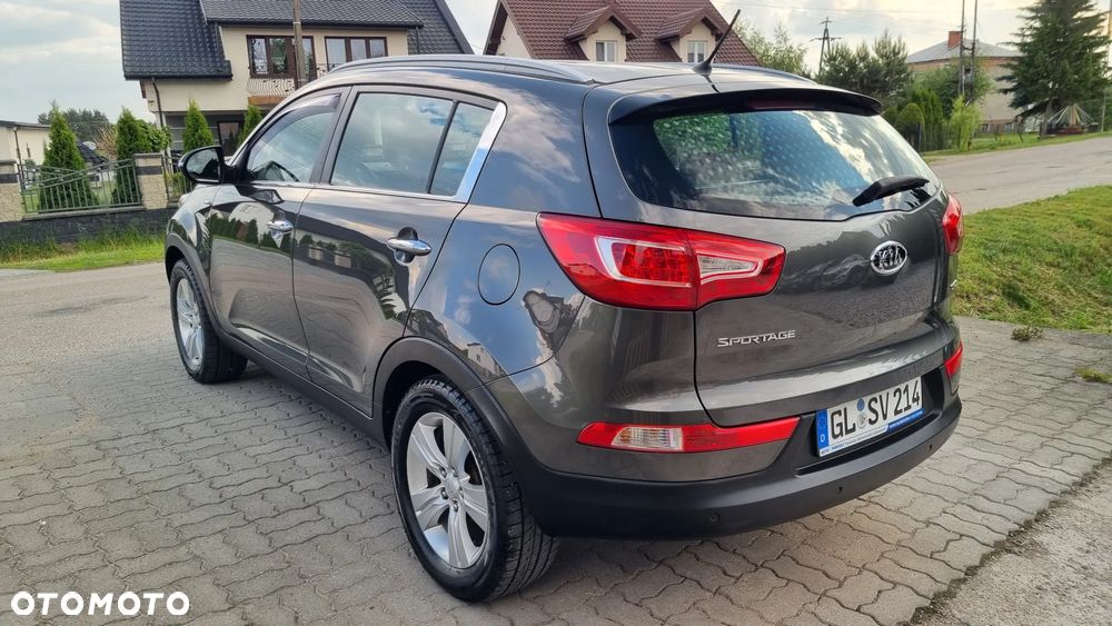 Kia Sportage 2.0 CRDI 4WD Spirit - 27