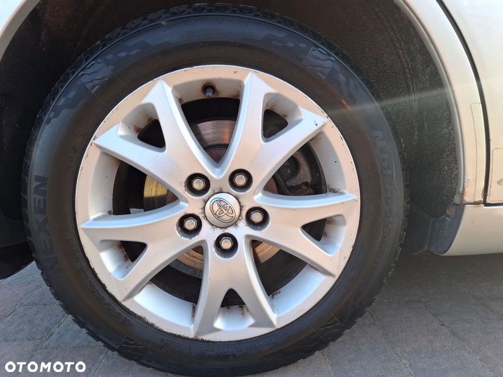 Toyota Corolla Verso - 5