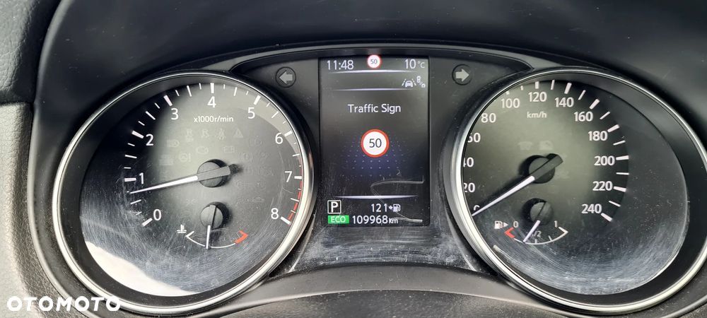 Nissan Qashqai - 10