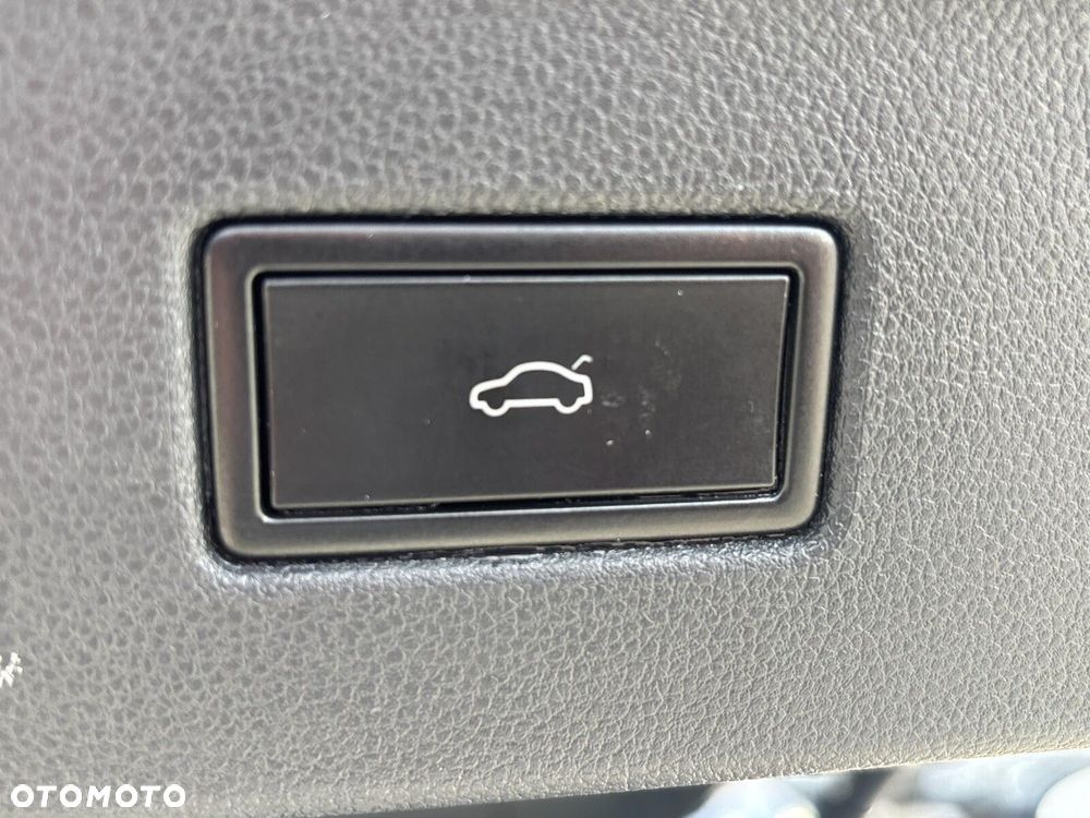 Volkswagen Tiguan - 22