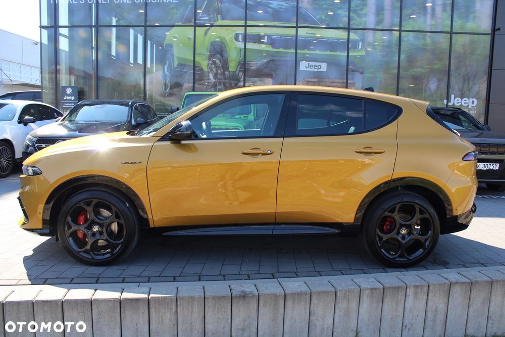 Alfa Romeo Tonale 1.5 T4 GSE mHEV Veloce DCT - 2