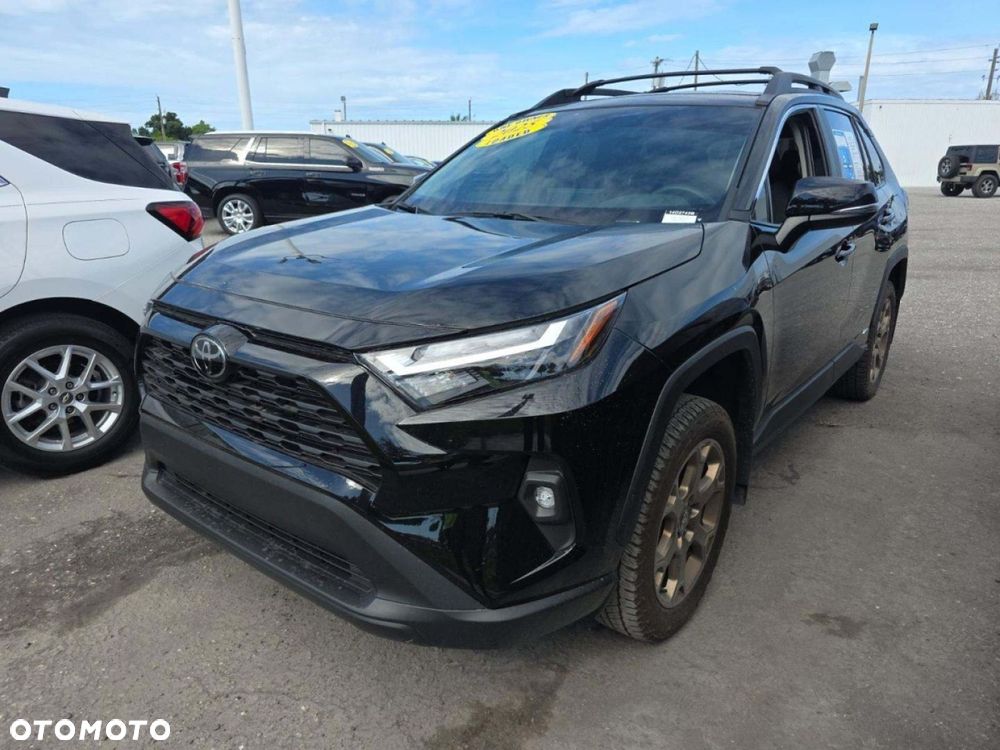 Toyota RAV4 - 3